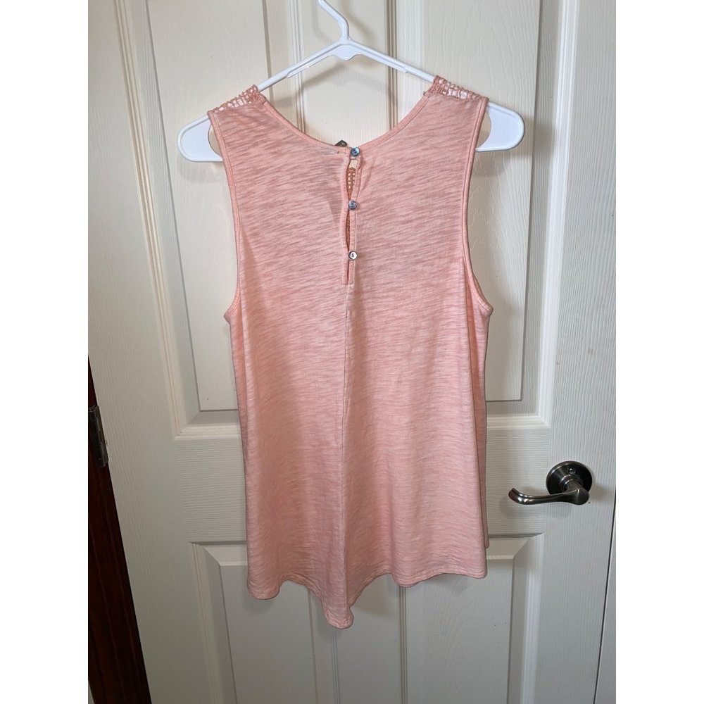 NWT Vanity Crochet Flowing Tank Top Size Small - Picture 7 of 7